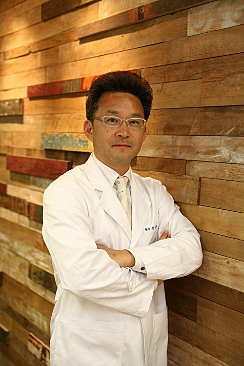 김성태 원장 사진