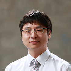 이준혁 원장 사진